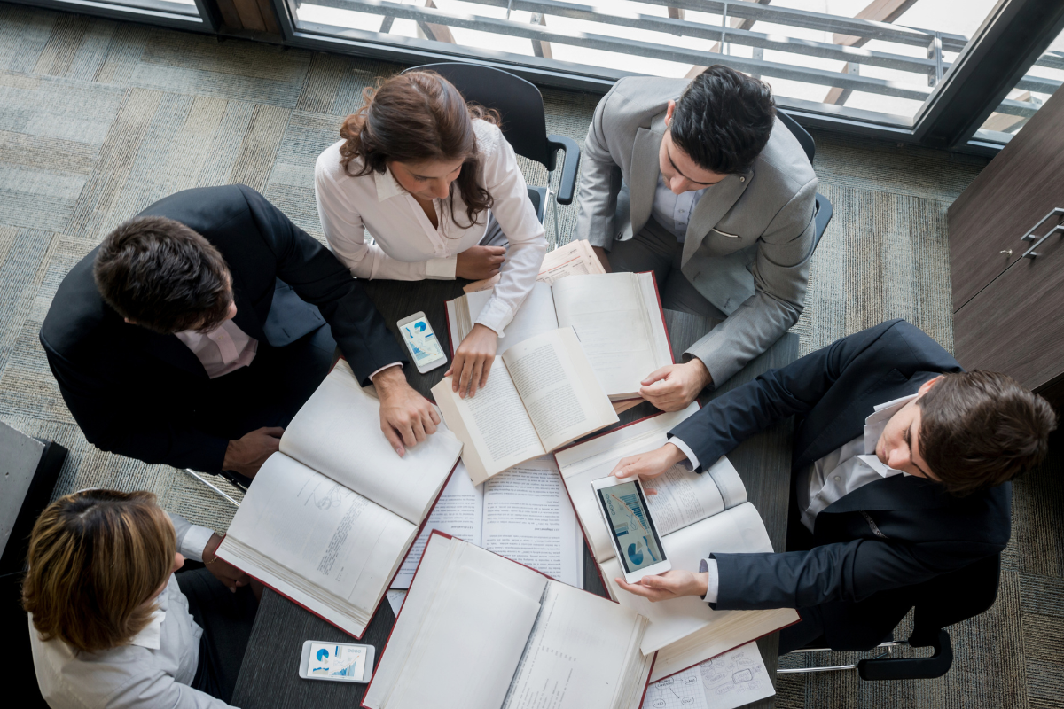 why-in-person-events-still-deliver-in-2025